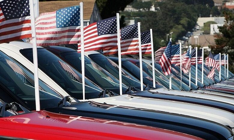 مبيعات السيارات الجديدة في الولايات المتحدة سترتفع في عام 2022 بسبب الطلب المكبوت