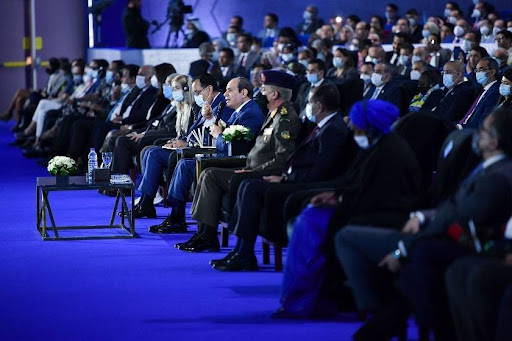 الرئيس السيسي واصفًا الفقر خلال جلسة "تجارب تنموية في مواجهة الفقر": جائحة تدمر الحاضر والمستقبل‎‎