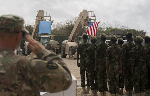 إعادة التمركز العسكري الأمريكي في الصومال... الدوافع والمآلات