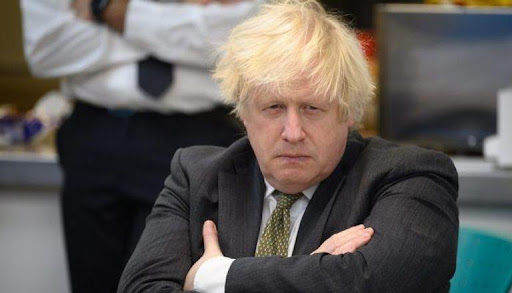سقوط بوريس جونسون.. إقالة أم استقالة؟