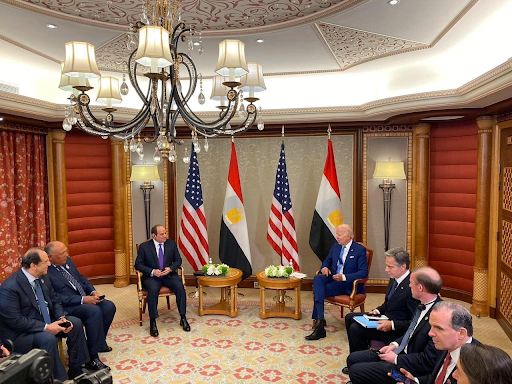 الرئيس السيسي يناقش والرئيس الأمريكي بايدن أوجه التعاون الثنائي والملفات والقضايا الإقليمية